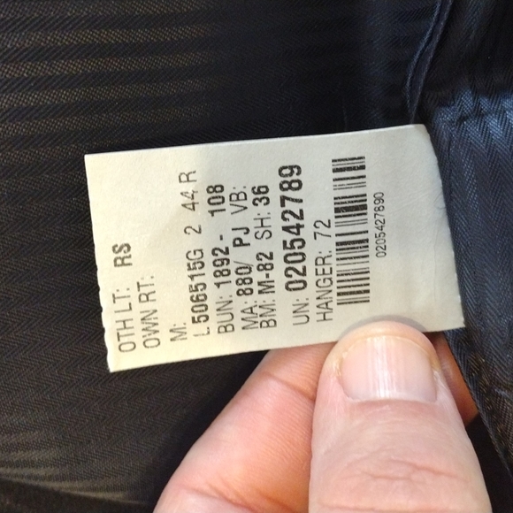 Pinstripe very good condition wool and cashmere Calvin Klein suit - Picture 3 of 5